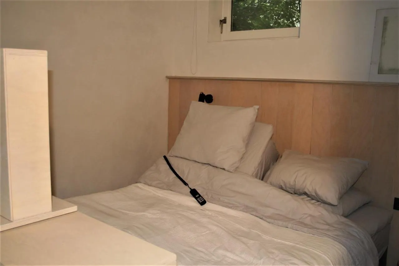 Bed & Breakfast B&B Behind The Tree Hoofddorp Netherlands